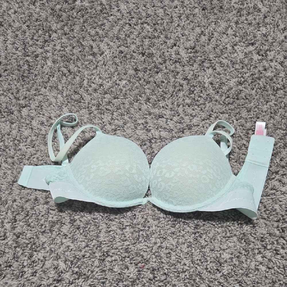 VS PINK Mint Lace Underwire Bra